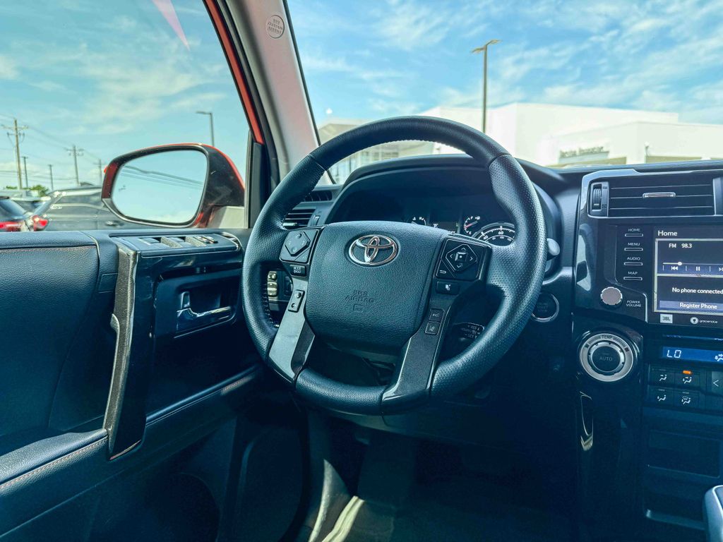 Thumbnail: 2023 Toyota 4Runner - 8
