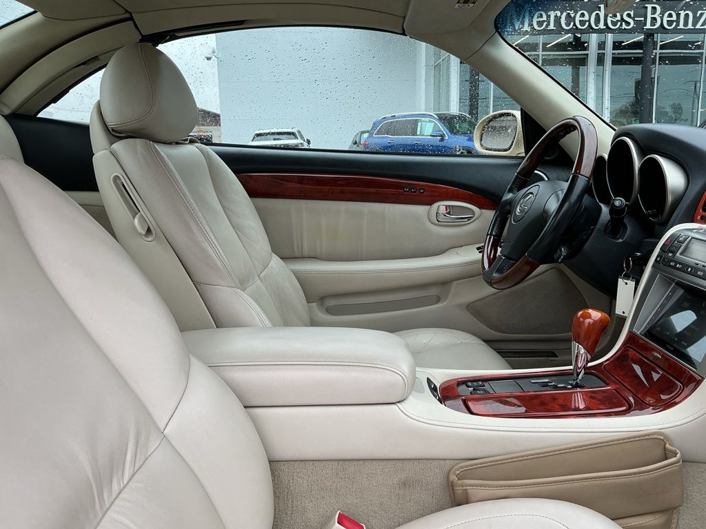 Thumbnail: 2006 Lexus SC - 24