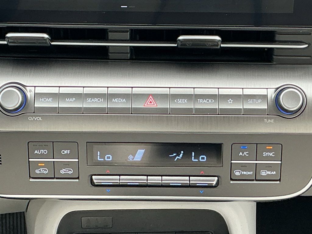 Thumbnail: 2024 Hyundai Kona - 28