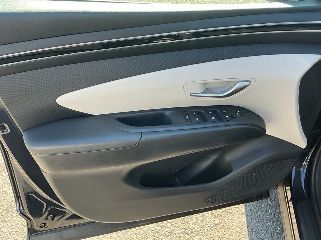 Thumbnail: 2024 Hyundai Tucson - 22
