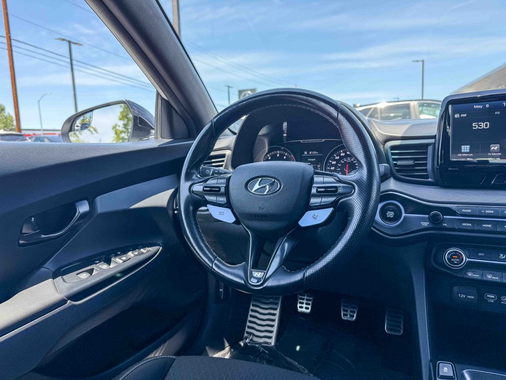 Thumbnail: 2020 Hyundai Veloster - 8