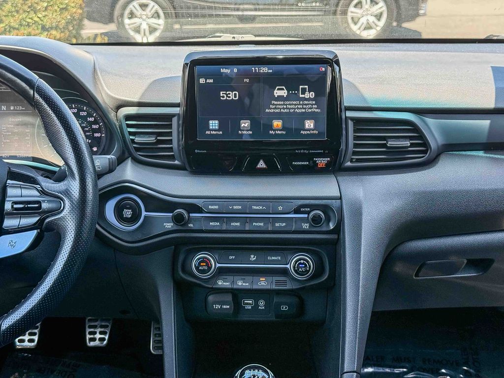 Thumbnail: 2020 Hyundai Veloster - 12