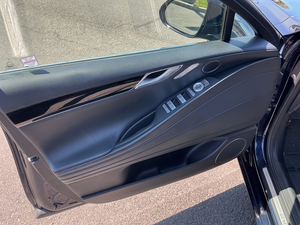 Thumbnail: 2023 Genesis G80 - 24