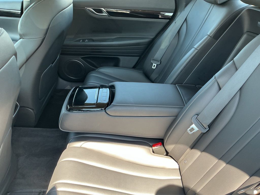 Thumbnail: 2023 Genesis G80 - 31