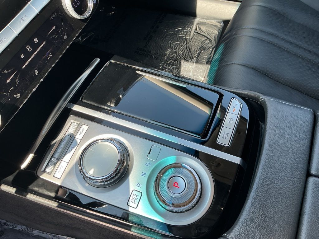 Thumbnail: 2023 Genesis G80 - 15