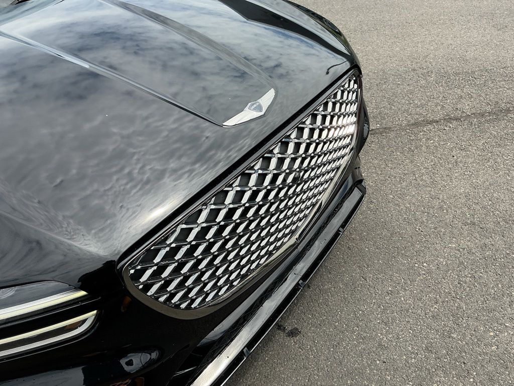 Thumbnail: 2022 Genesis GV70 - 6