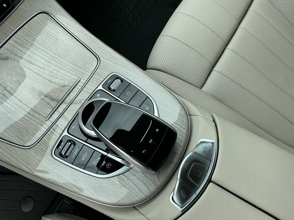 Thumbnail: 2023 Mercedes-Benz E-Class - 14