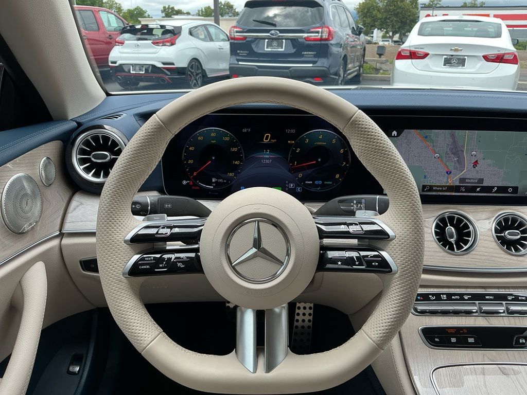 Thumbnail: 2023 Mercedes-Benz E-Class - 9