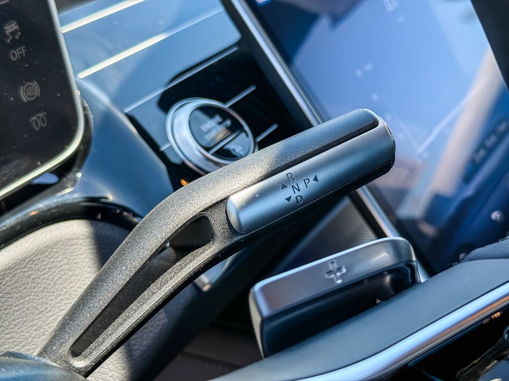 Thumbnail: 2024 Mercedes-Benz S-Class - 50