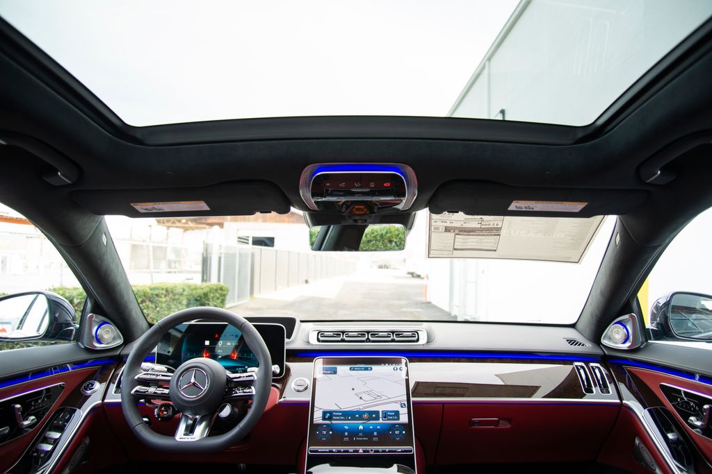 Thumbnail: 2026 Mercedes-Benz S-Class - 8