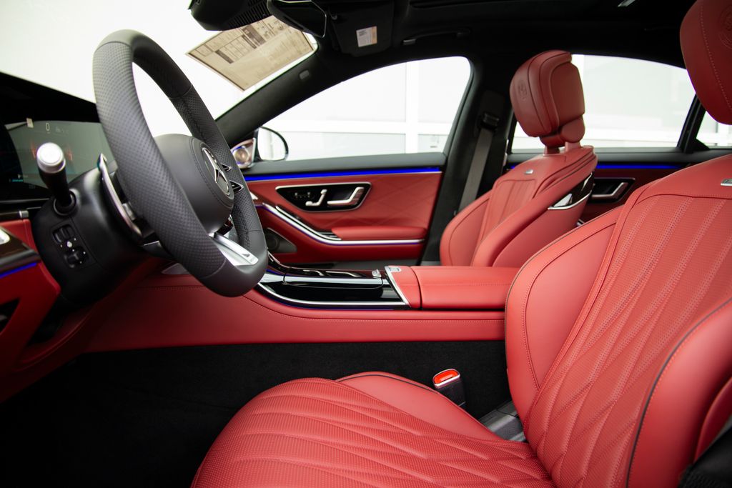 Thumbnail: 2026 Mercedes-Benz S-Class - 10