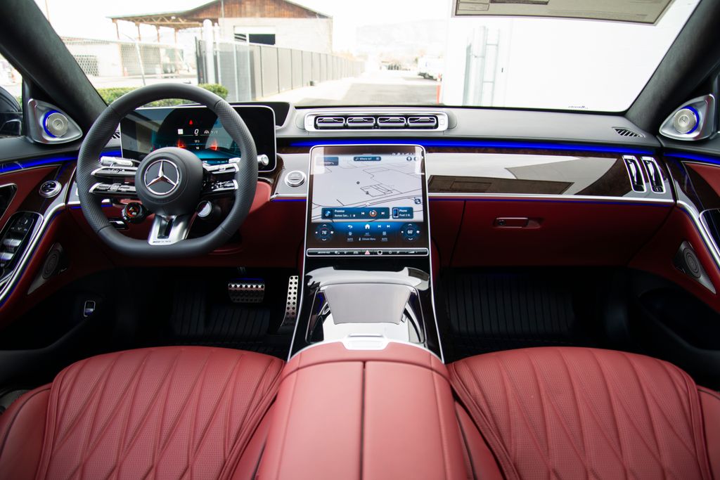 Thumbnail: 2026 Mercedes-Benz S-Class - 12