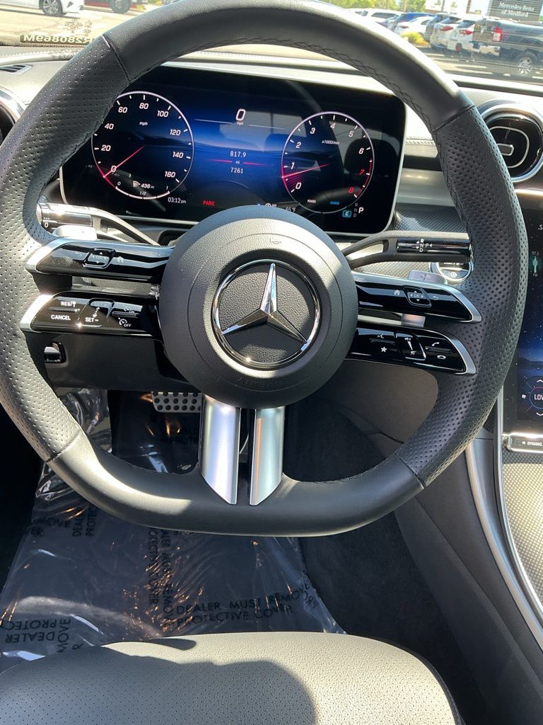 Thumbnail: 2025 Mercedes-Benz C-Class - 9