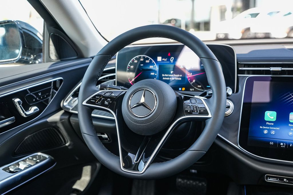 Thumbnail: 2026 Mercedes-Benz E-Class - 8