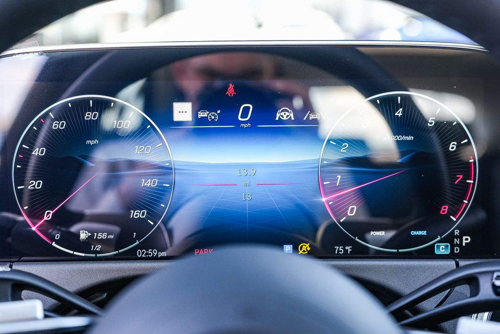 Thumbnail: 2026 Mercedes-Benz E-Class - 14