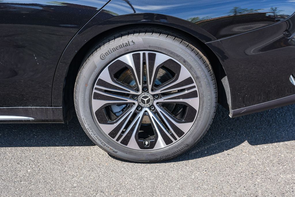 Thumbnail: 2026 Mercedes-Benz E-Class - 6