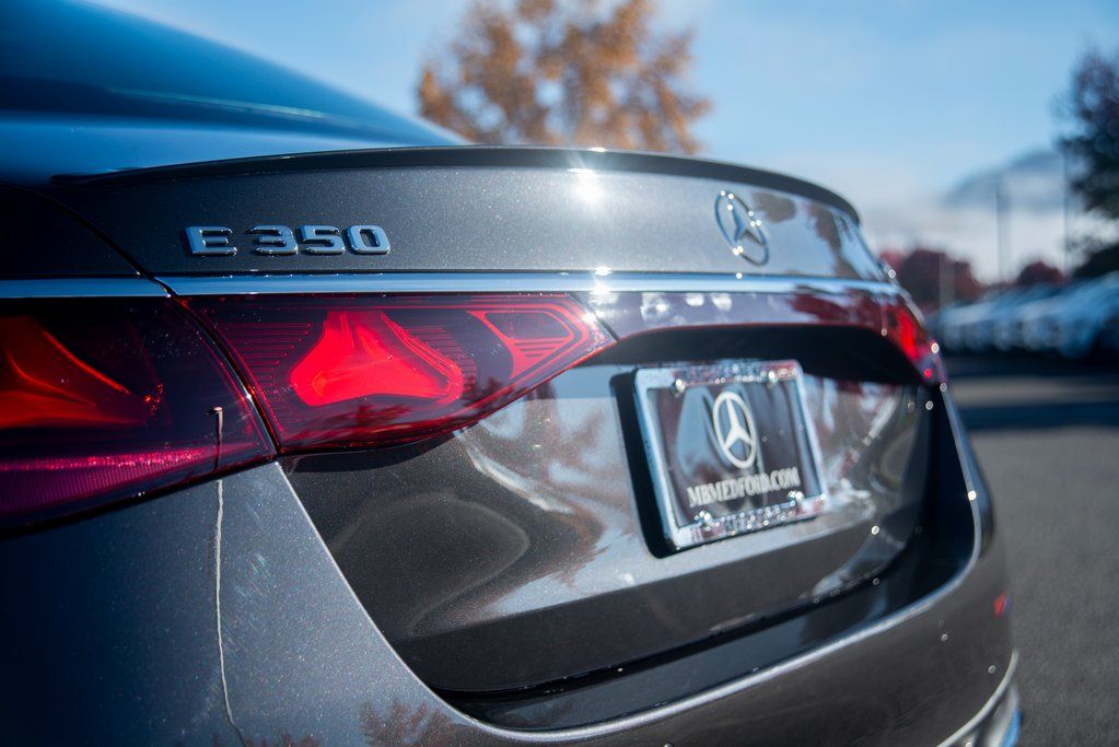 Thumbnail: 2025 Mercedes-Benz E-Class - 22