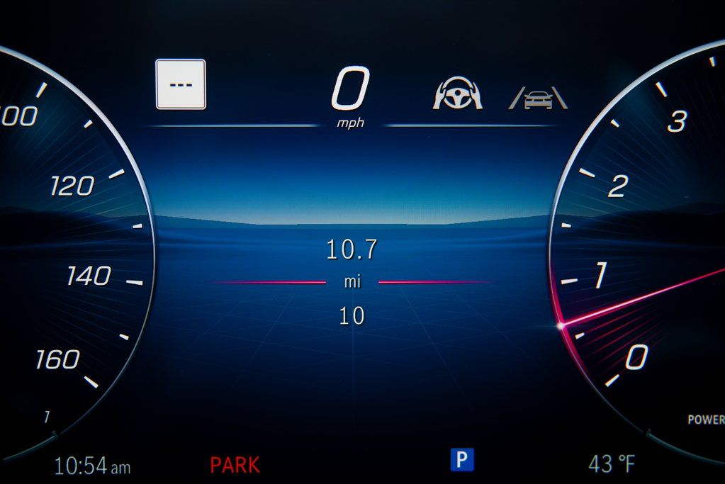 Thumbnail: 2025 Mercedes-Benz E-Class - 13
