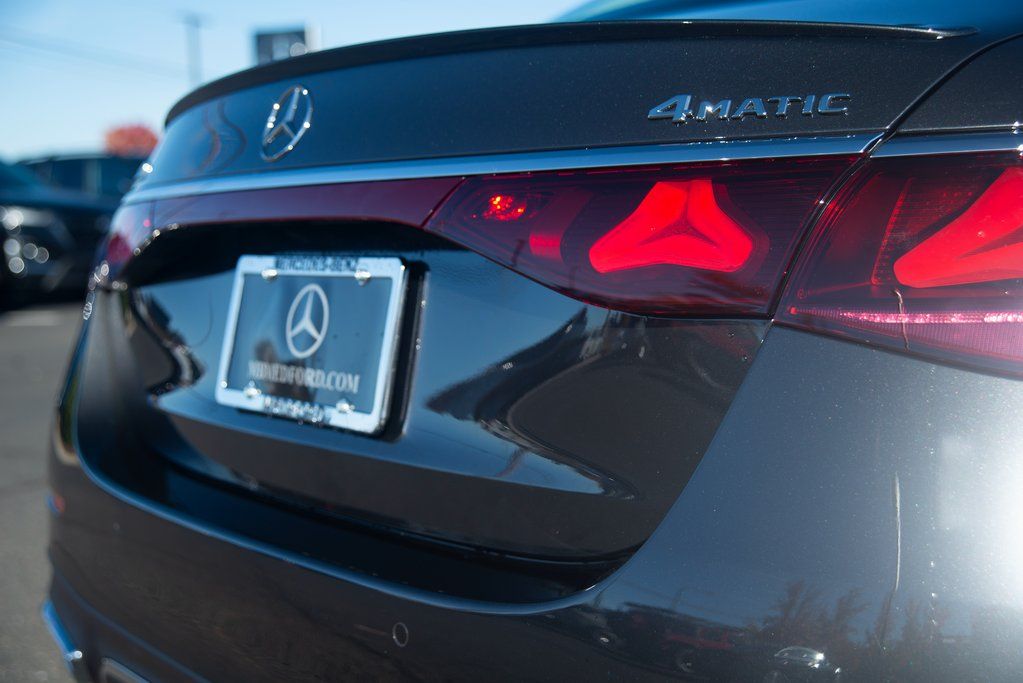 Thumbnail: 2025 Mercedes-Benz E-Class - 21