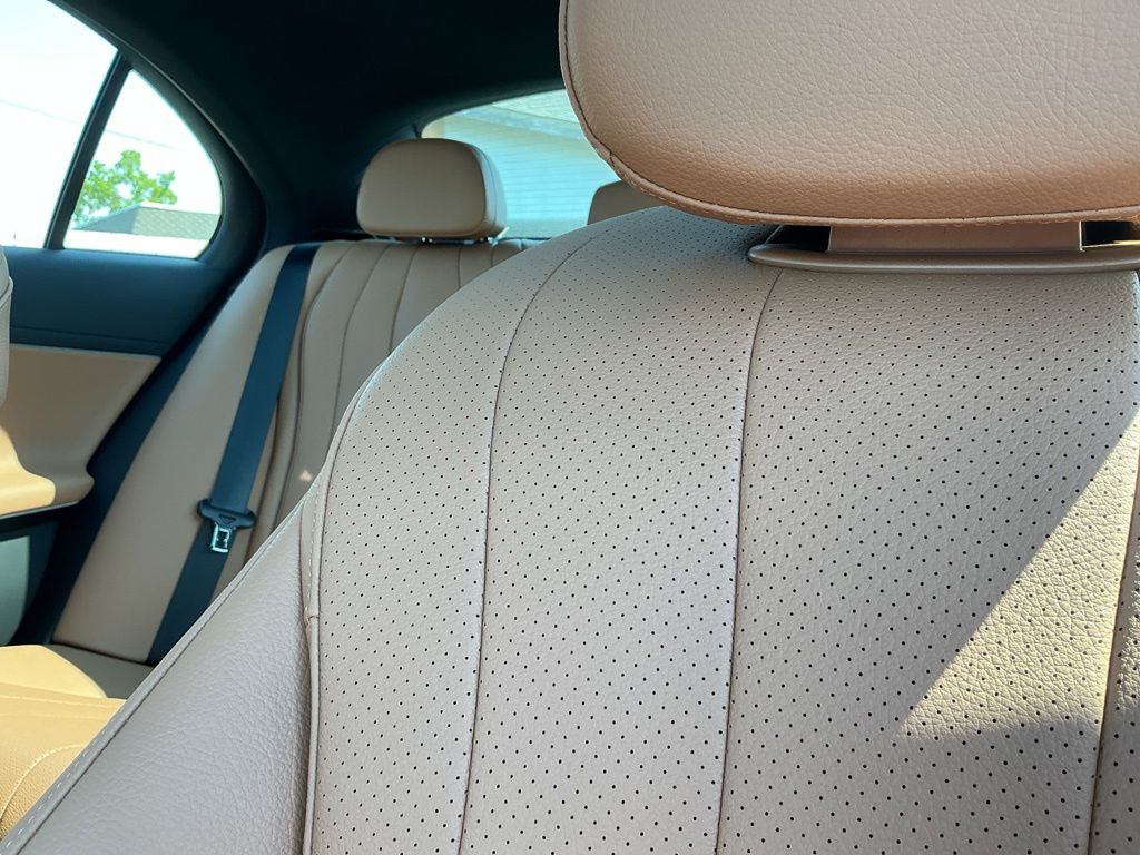 Thumbnail: 2026 Mercedes-Benz E-Class - 10