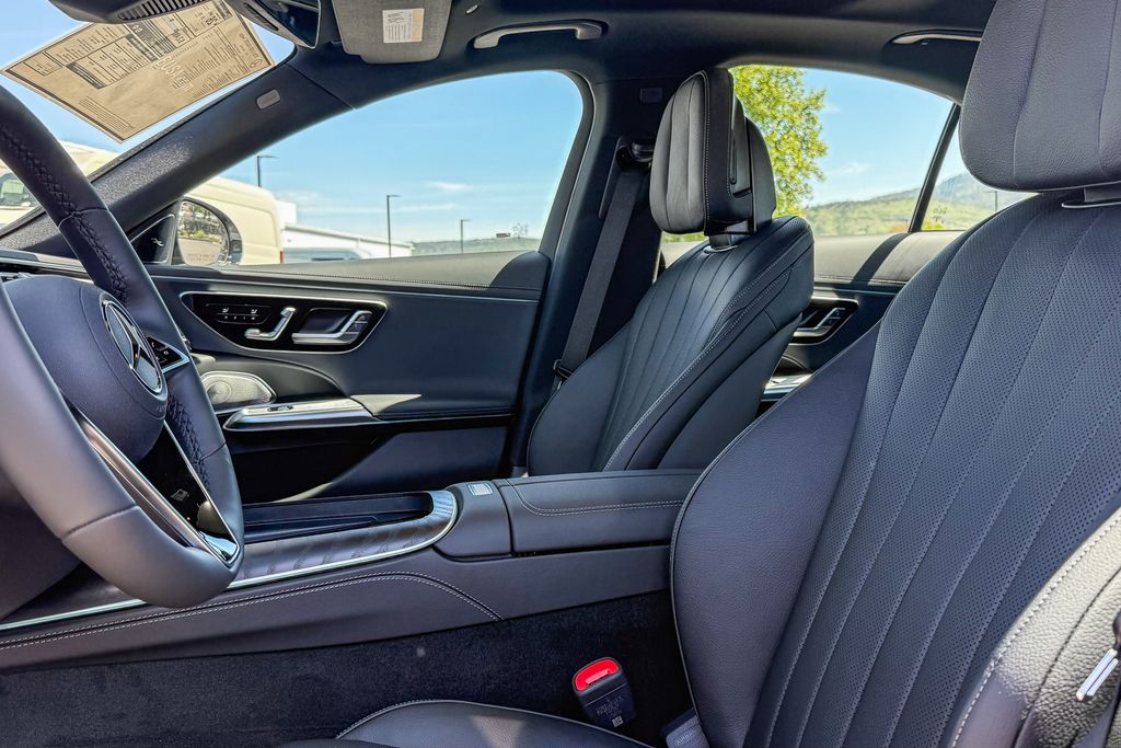 Thumbnail: 2026 Mercedes-Benz E-Class - 10