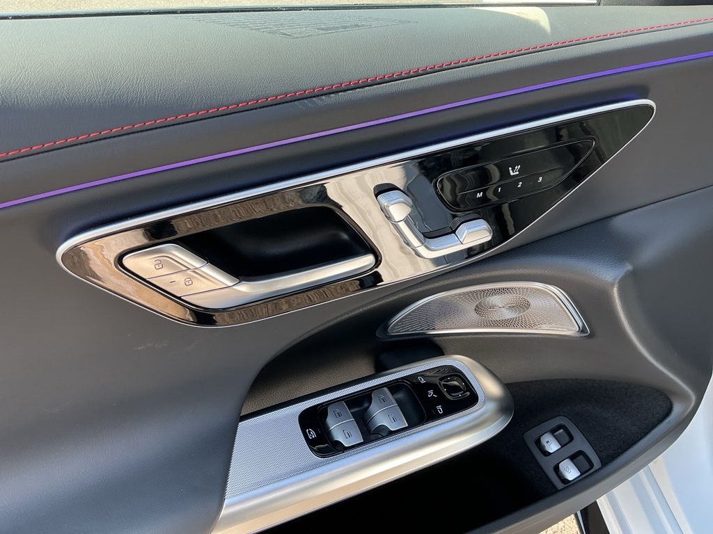 Thumbnail: 2026 Mercedes-Benz E-Class - 22