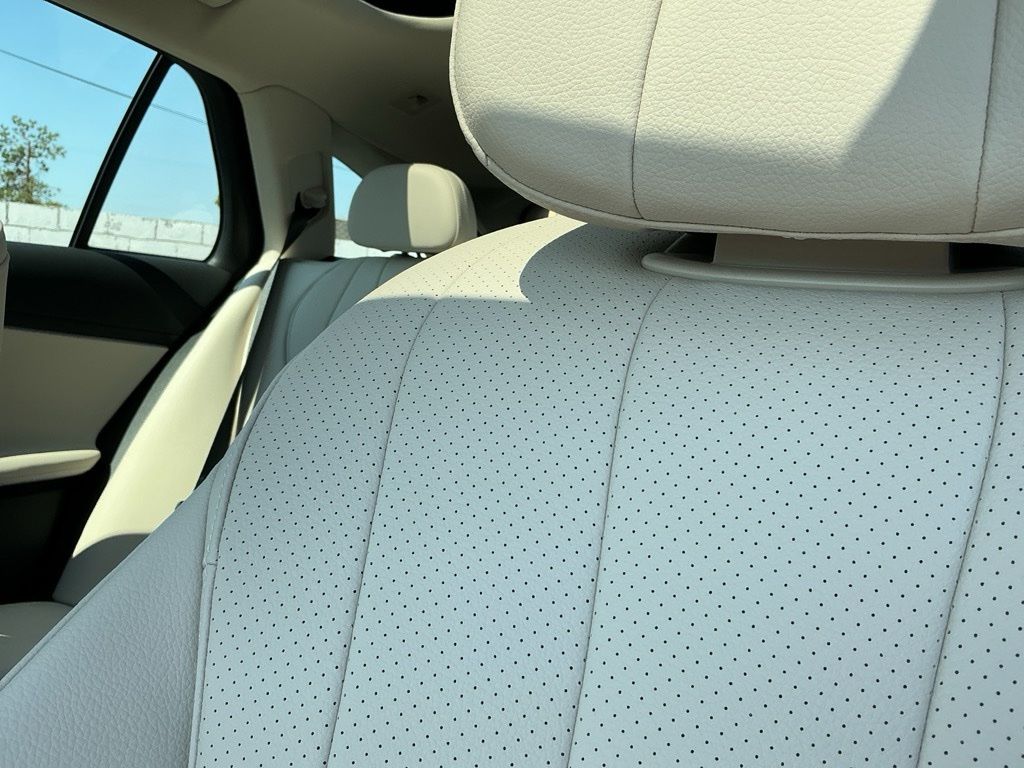Thumbnail: 2026 Mercedes-Benz E-Class - 11