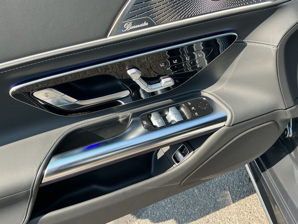 Thumbnail: 2026 Mercedes-Benz SL-Class - 20