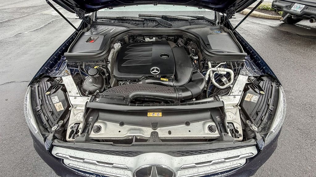 Thumbnail: 2022 Mercedes-Benz GLC - 8