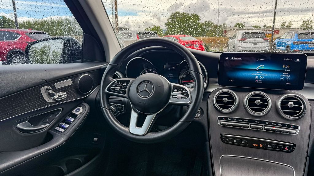 Thumbnail: 2022 Mercedes-Benz GLC - 9
