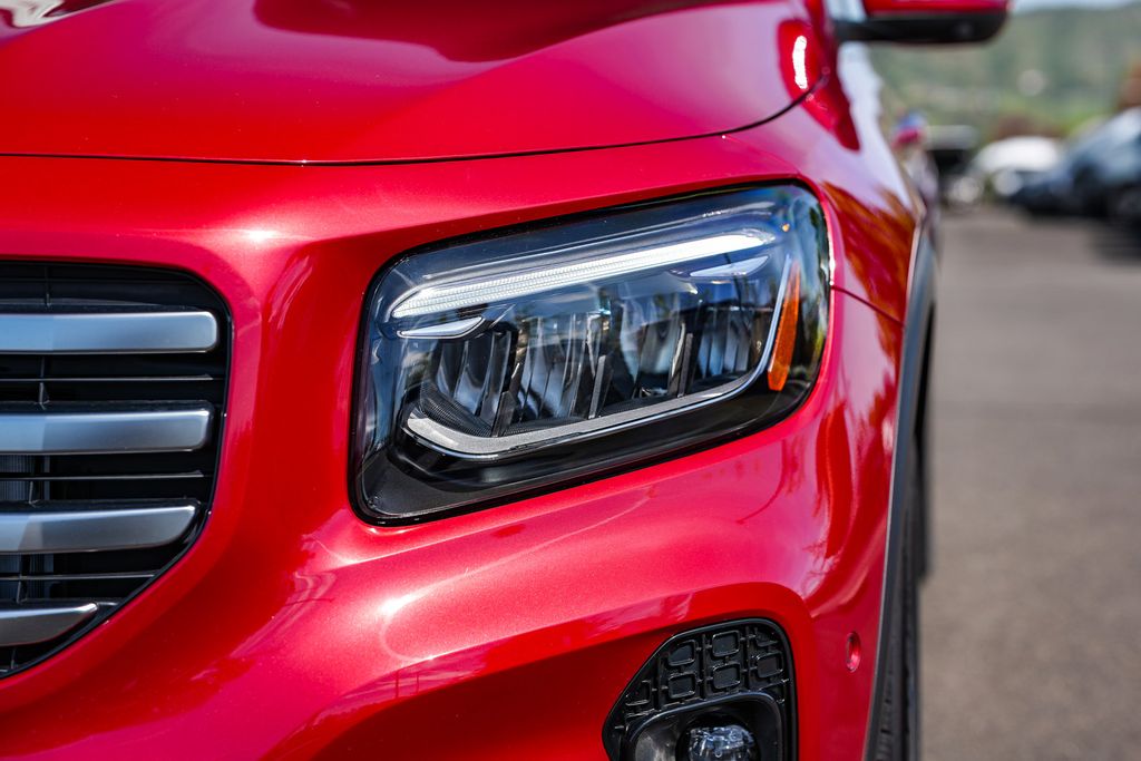 Thumbnail: 2026 Mercedes-Benz GLB - 14