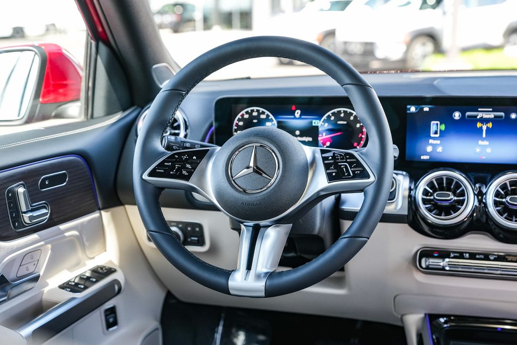 Thumbnail: 2026 Mercedes-Benz GLB - 8