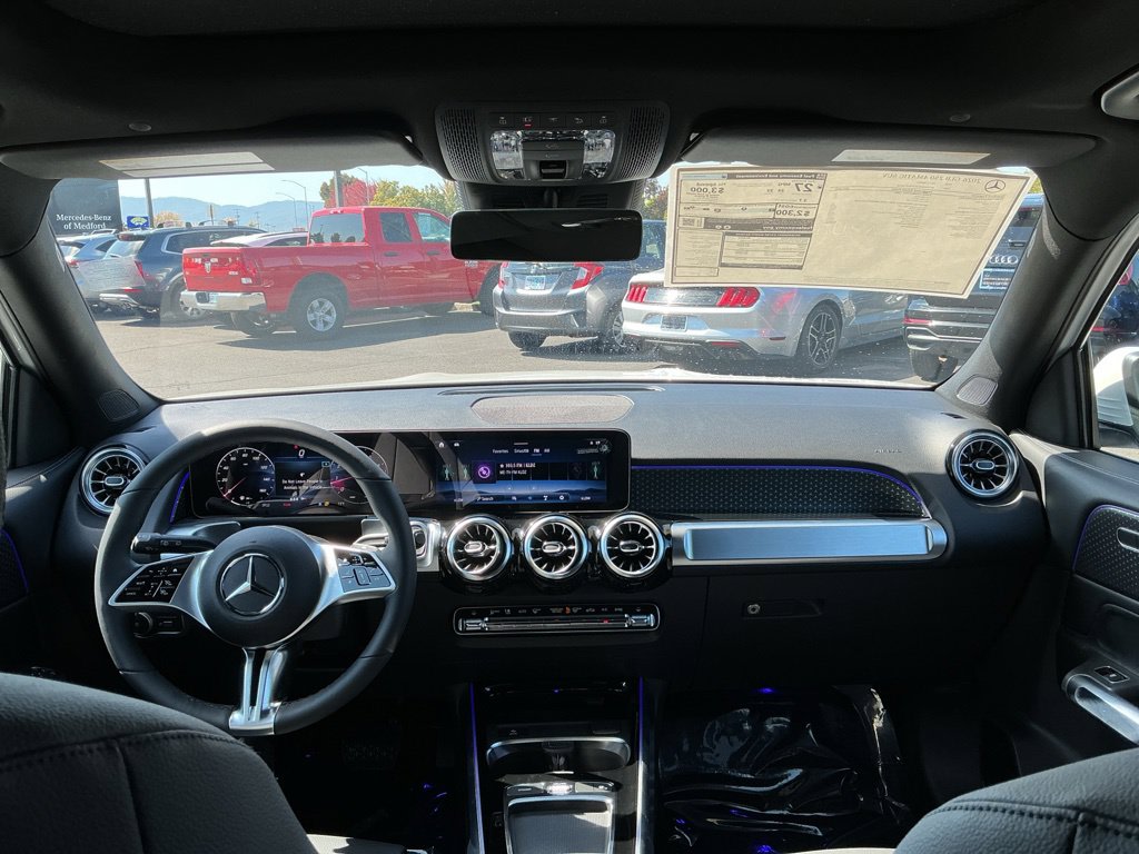 Thumbnail: 2026 Mercedes-Benz GLB - 9