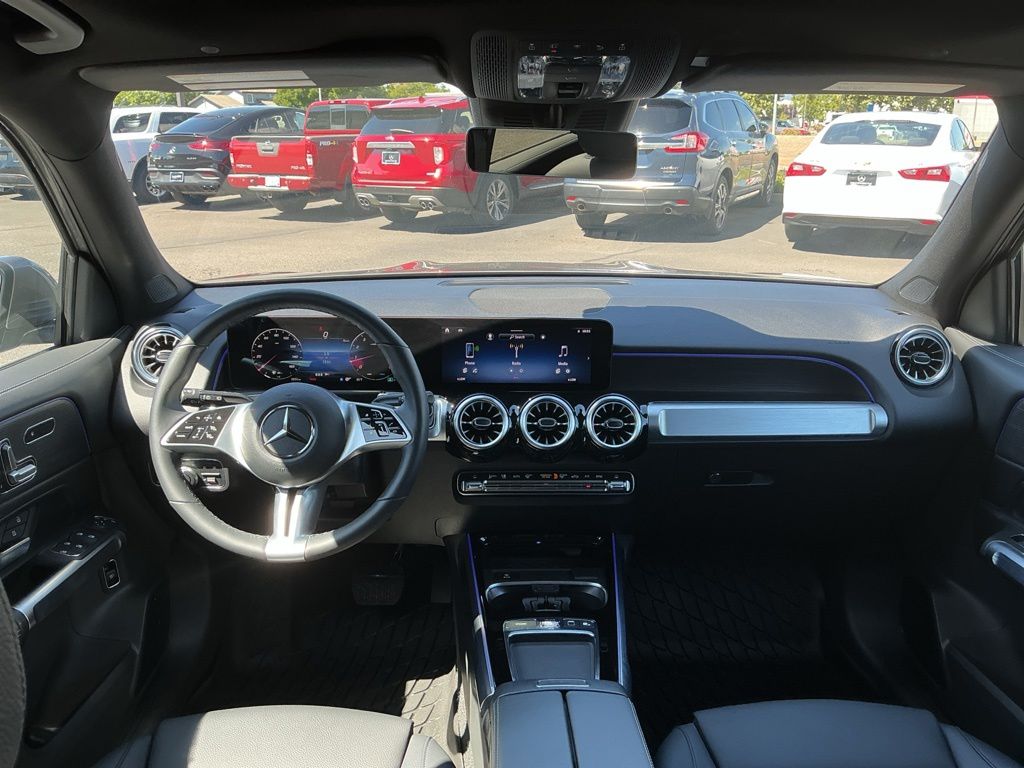 Thumbnail: 2026 Mercedes-Benz GLB - 2