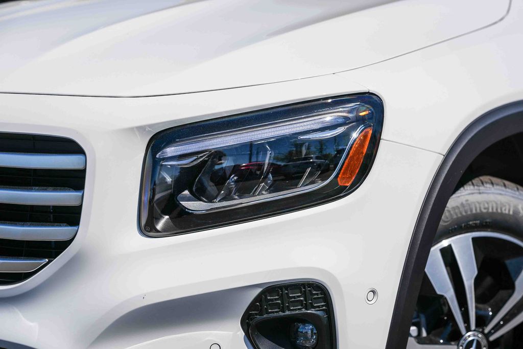 Thumbnail: 2026 Mercedes-Benz GLB - 16