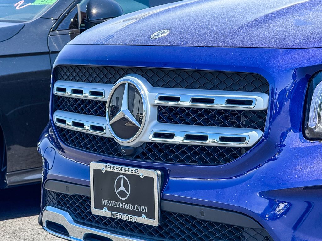 Thumbnail: 2022 Mercedes-Benz GLB - 5
