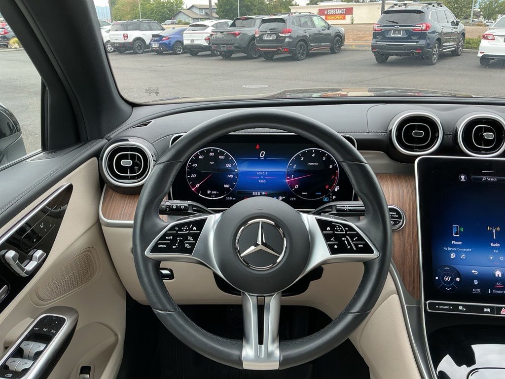Thumbnail: 2024 Mercedes-Benz GLC - 9