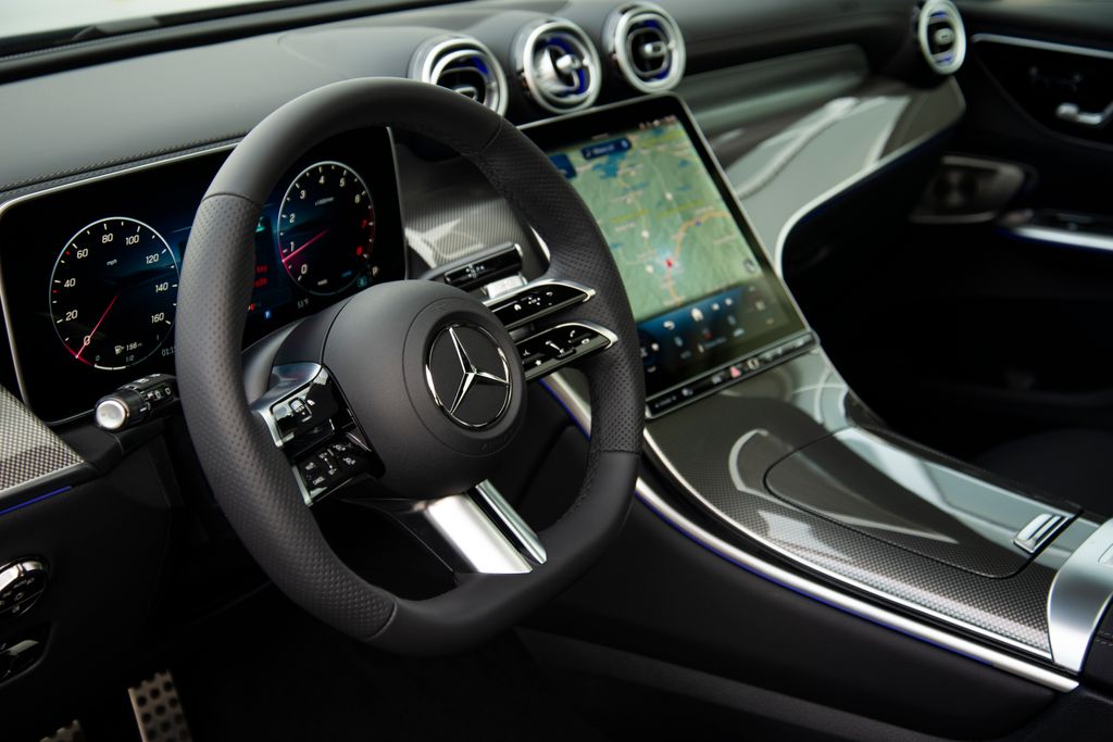 Thumbnail: 2026 Mercedes-Benz GLC - 6