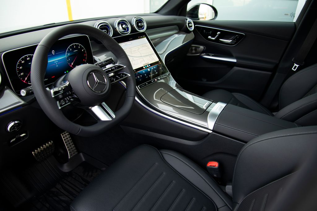 Thumbnail: 2026 Mercedes-Benz GLC - 2
