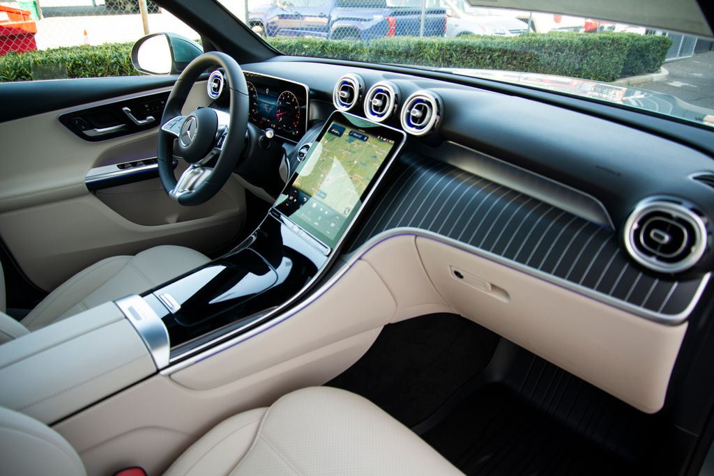 Thumbnail: 2026 Mercedes-Benz GLC - 12