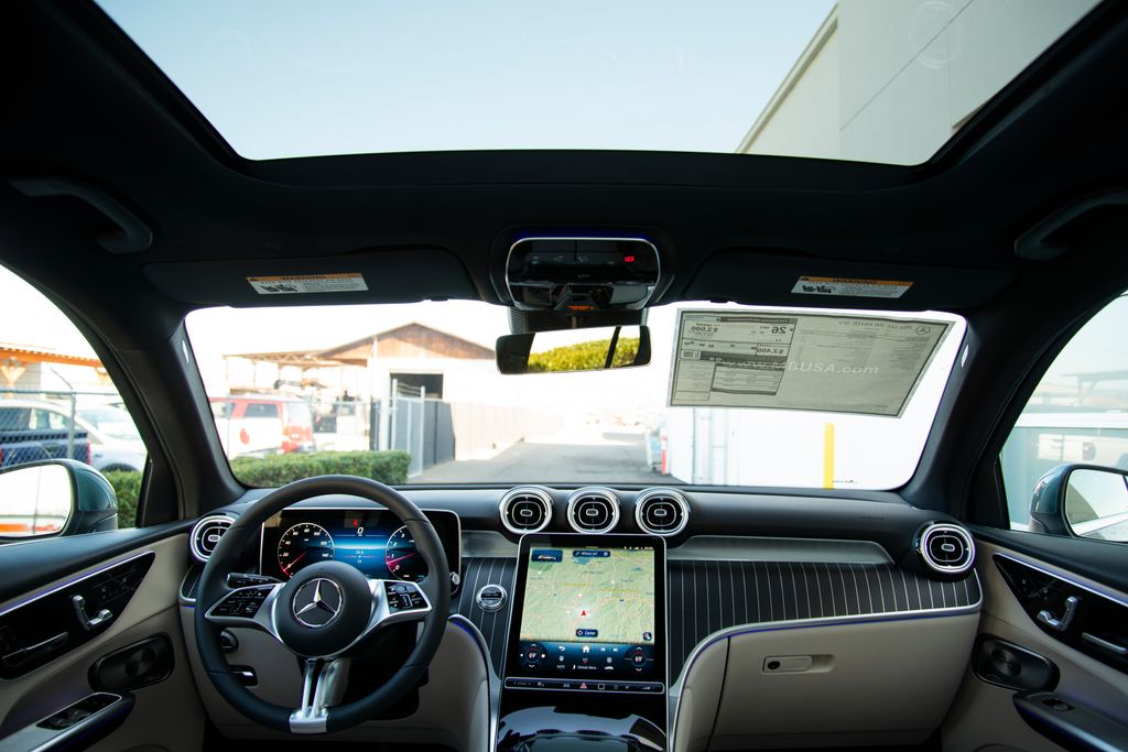 Thumbnail: 2026 Mercedes-Benz GLC - 22