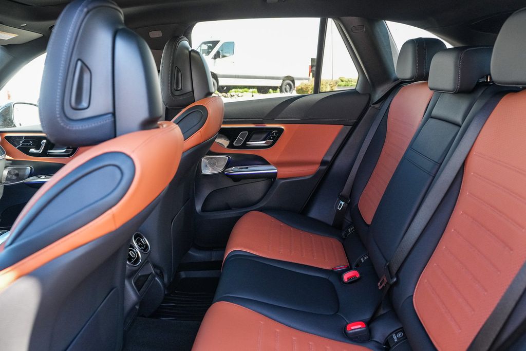 Thumbnail: 2026 Mercedes-Benz GLC - 11