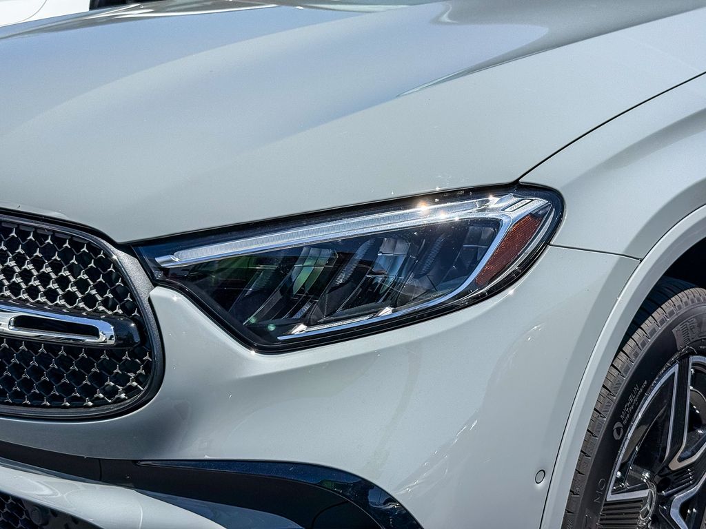 Thumbnail: 2026 Mercedes-Benz GLC - 6
