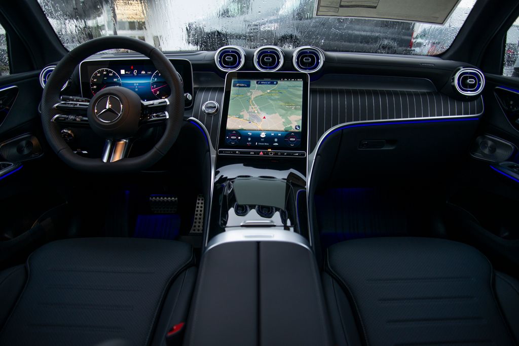 Thumbnail: 2026 Mercedes-Benz GLC - 12