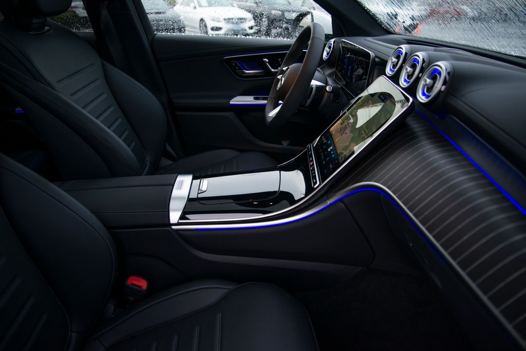 Thumbnail: 2026 Mercedes-Benz GLC - 22