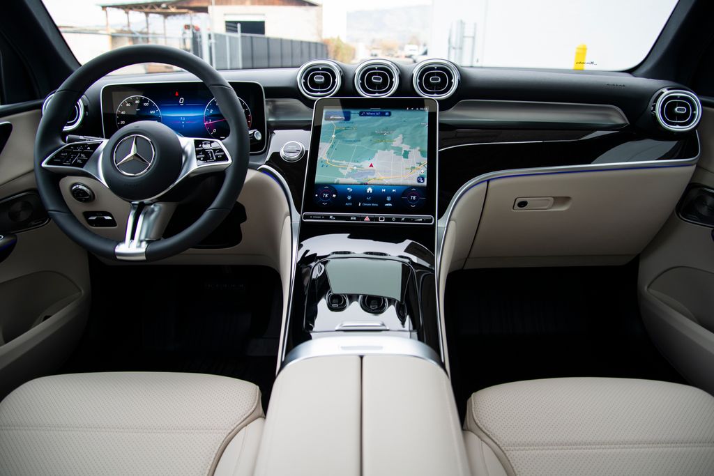 Thumbnail: 2026 Mercedes-Benz GLC - 13