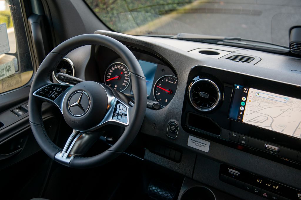 Thumbnail: 2026 Mercedes-Benz Sprinter - 20