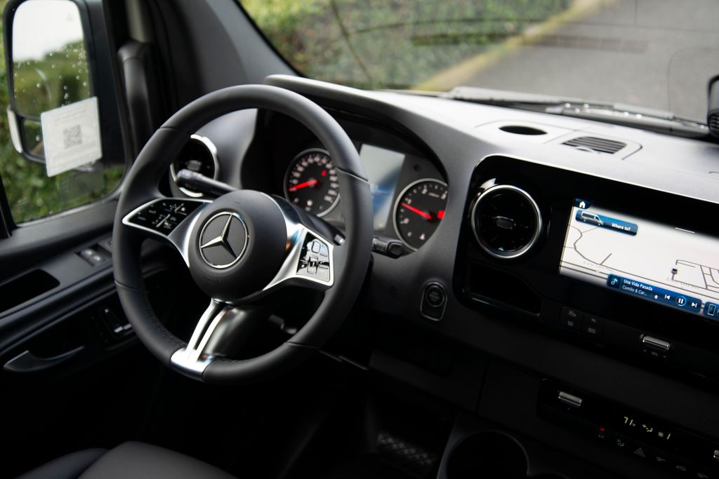 Thumbnail: 2026 Mercedes-Benz Sprinter - 21