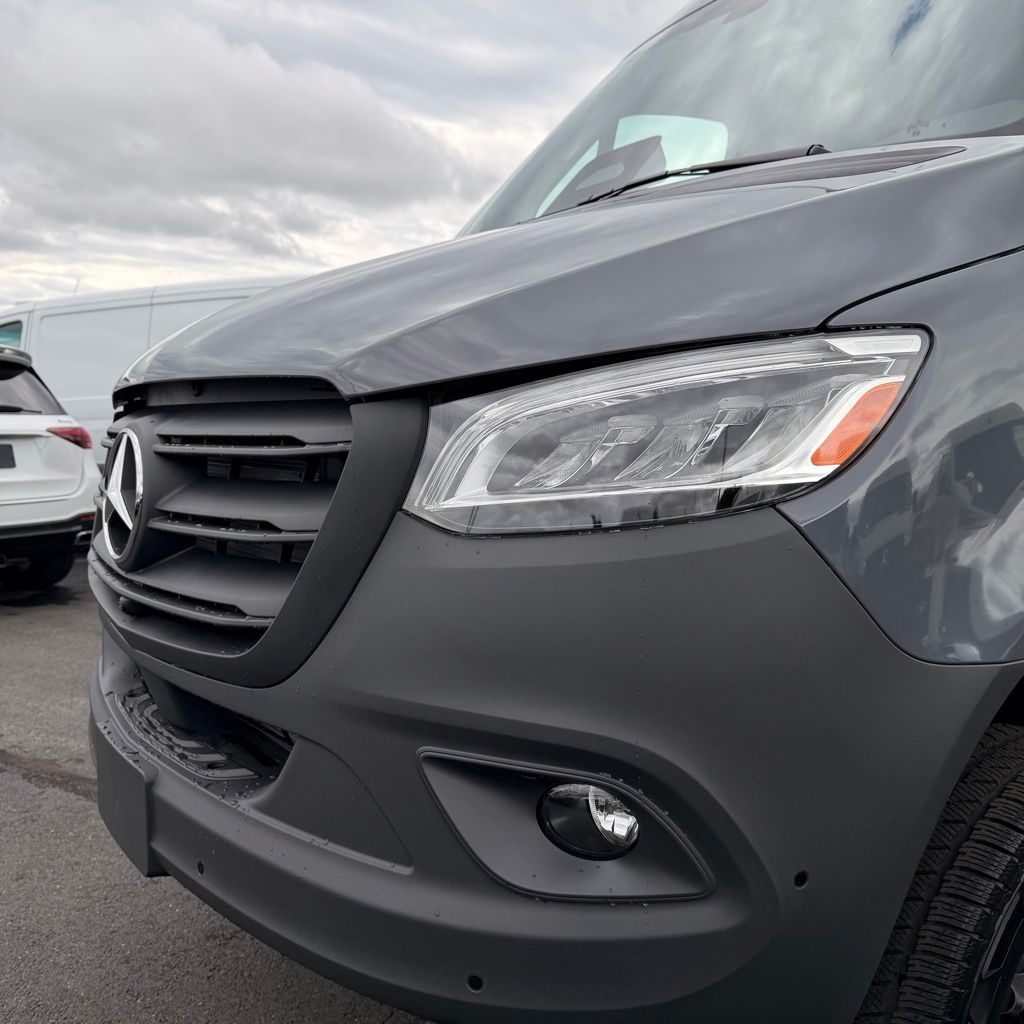 Thumbnail: 2026 Mercedes-Benz Sprinter - 18