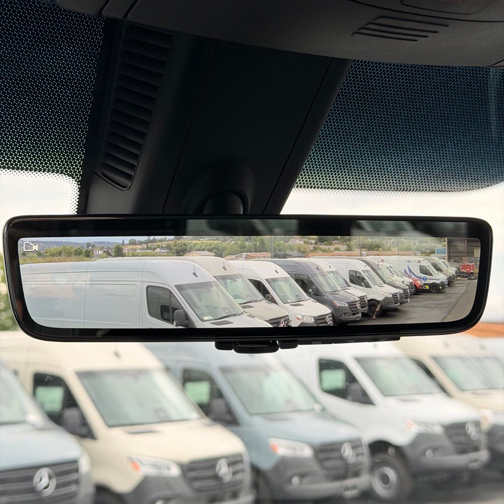 Thumbnail: 2026 Mercedes-Benz Sprinter - 21